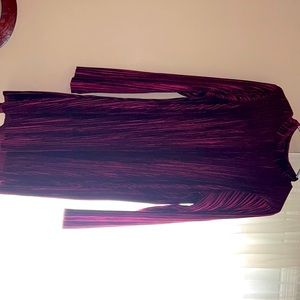 Velvet long sleeved, mid knee dress sz ex brand new never worn